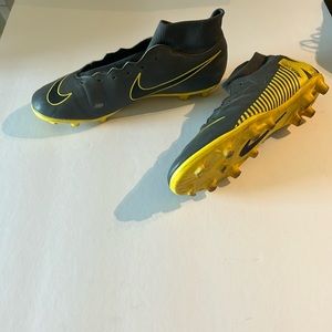 Yellow and gray Nike sock top soccer cleats